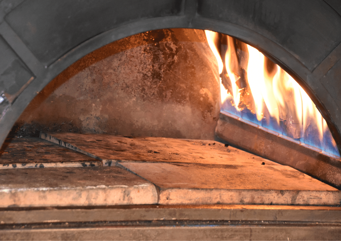 How to Season a Pizza Stone to Bake Perfect Pizzas