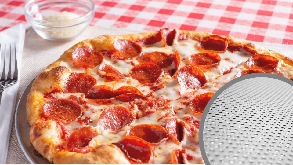 Pizza Pan with Holes vs. No Holes 5 Key Differences